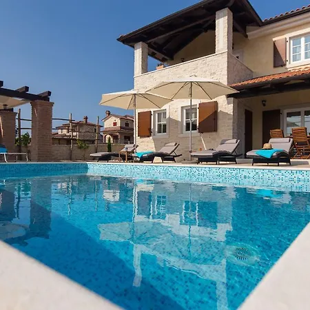 Sole Villa *